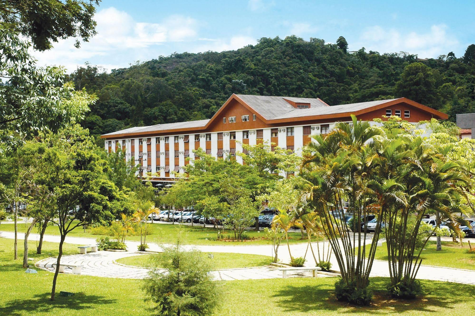 Majestic Hotel 4*